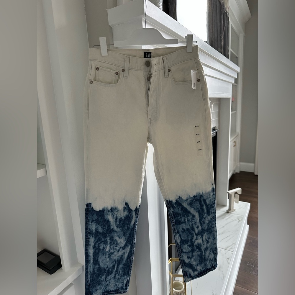 High waisted jeans